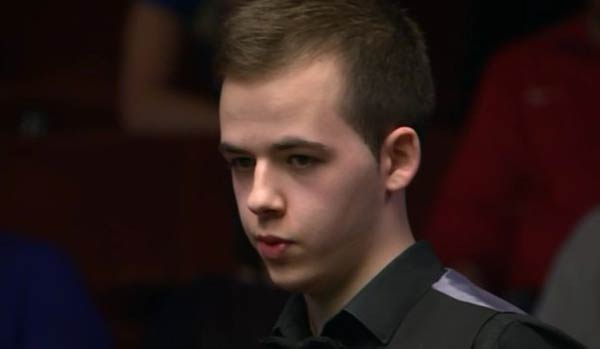 埃斯图皮尼 埃斯图皮尼