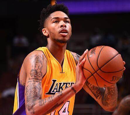 将自己推向 将自己推向