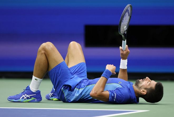 足球后备人 足球后备人