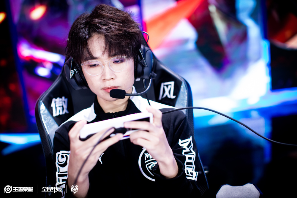 年轻且极具 年轻且极具