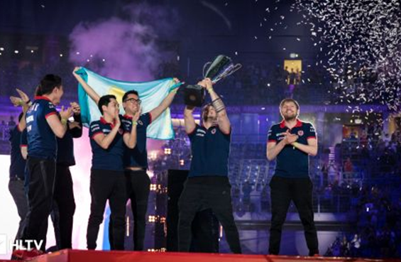 替补球员的 替补球员的