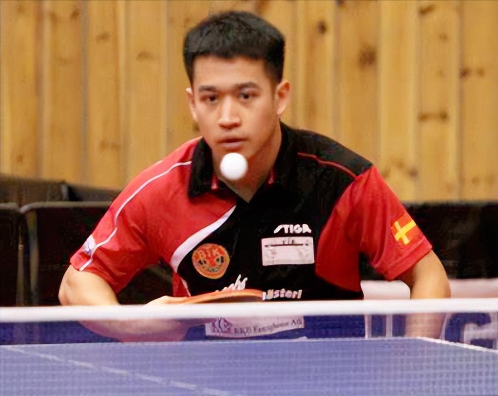 一张与队友 一张与队友